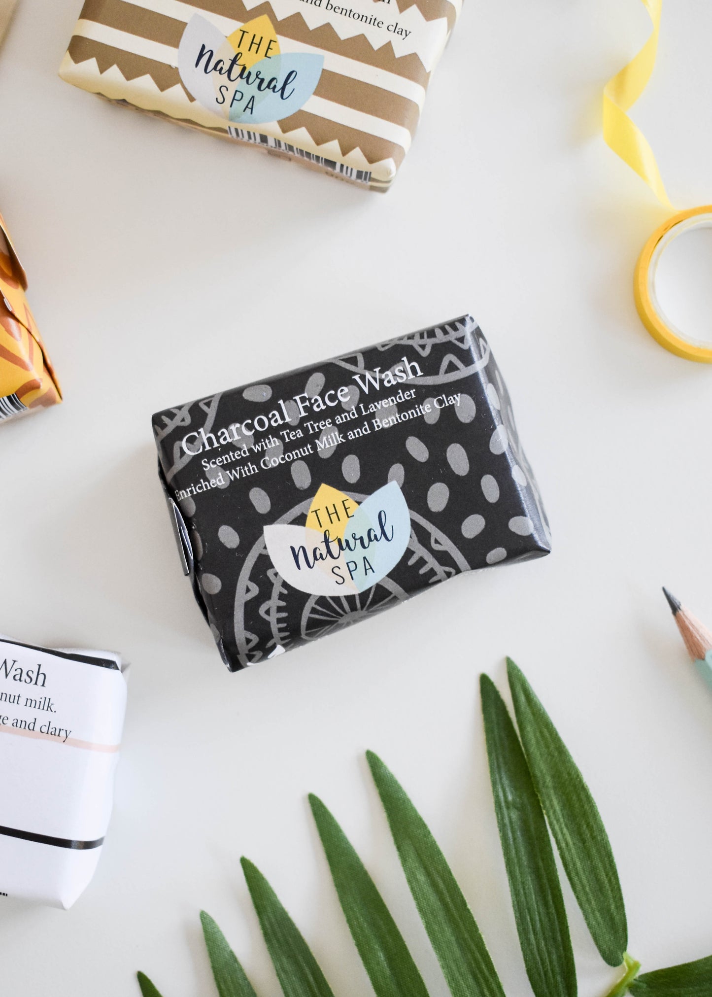Face Wash Bar, Charcoal - Naturally Detoxifying